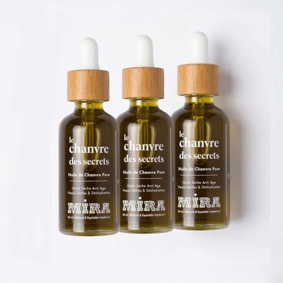 huile-de-chanvre-bio-pure-vierge-pressee-a-froid 7
